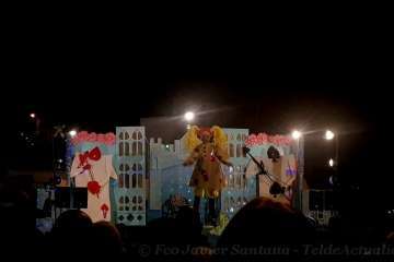 Drag Arush, reinona de las fiestas de Ayatima de Marzagán (Foto Francisco J. Santana)